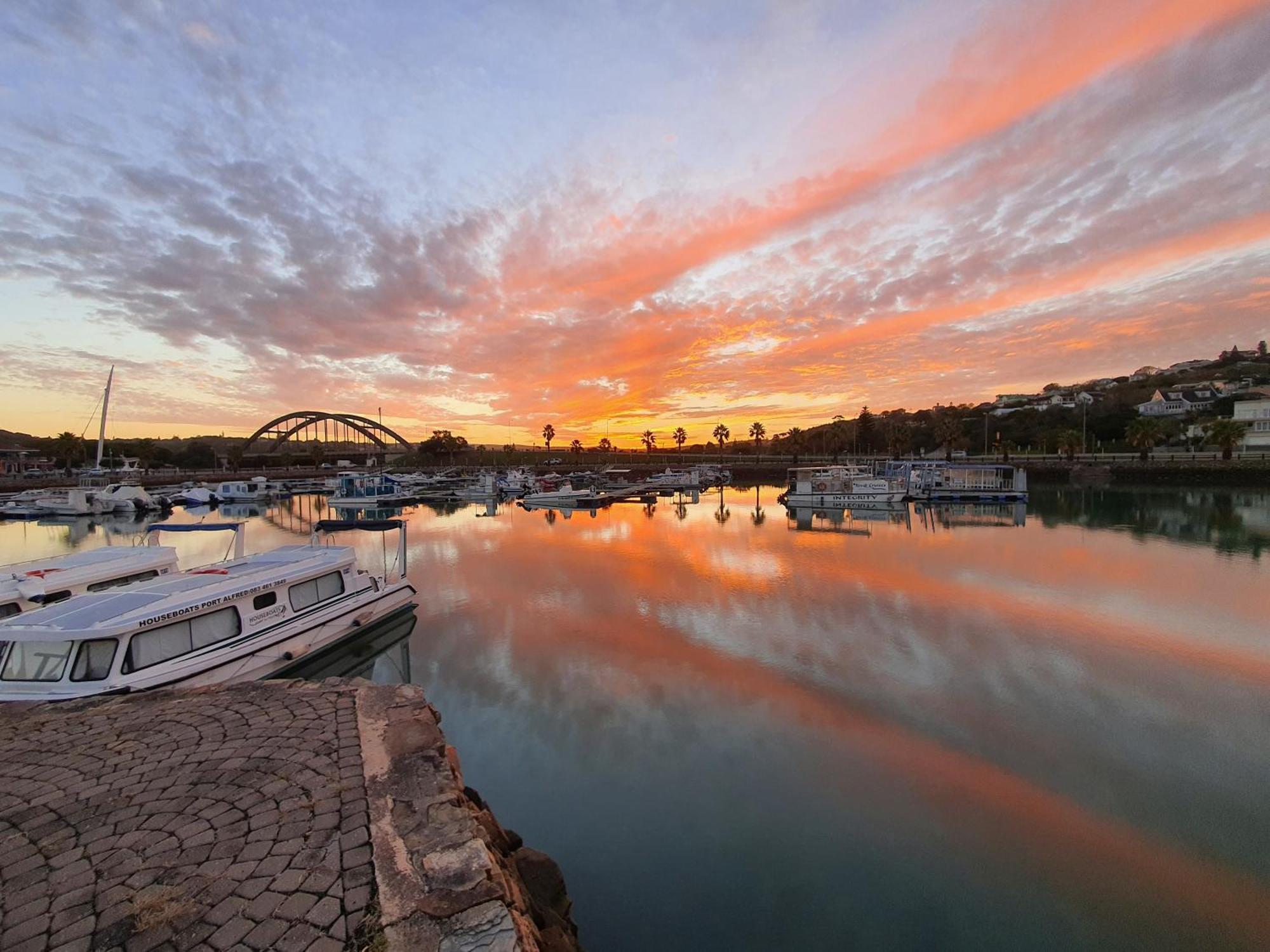 Halyards Hotel Port Alfred Buitenkant foto